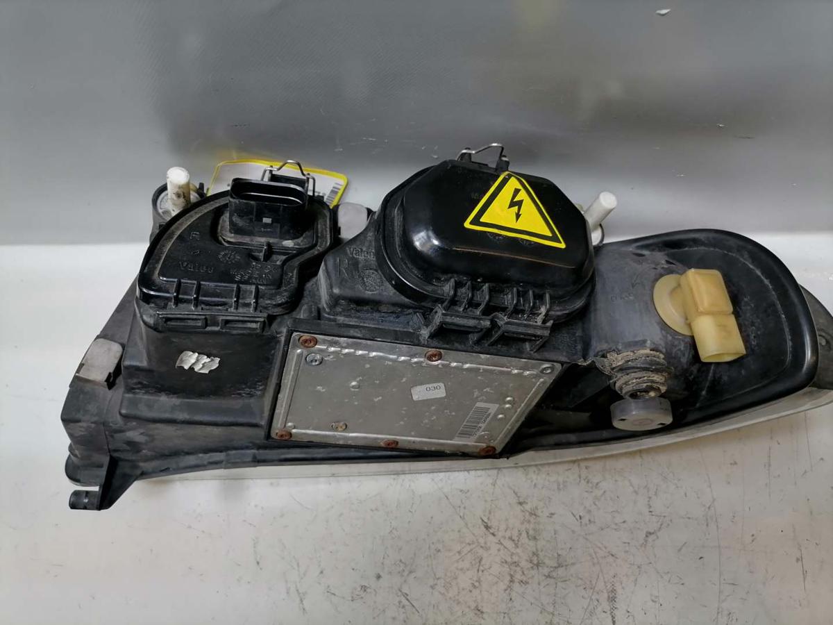 Audi A4 B5 original Scheinwerfer rechts Halogen Facelift Bj.2000